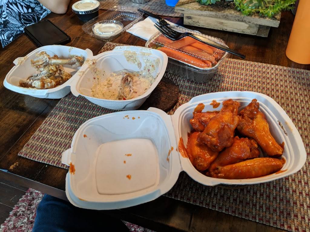 Detroit Wing Company | restaurant | 50916 Gratiot Ave, Chesterfield, MI 48051, USA | 5862675394 OR +1 586-267-5394