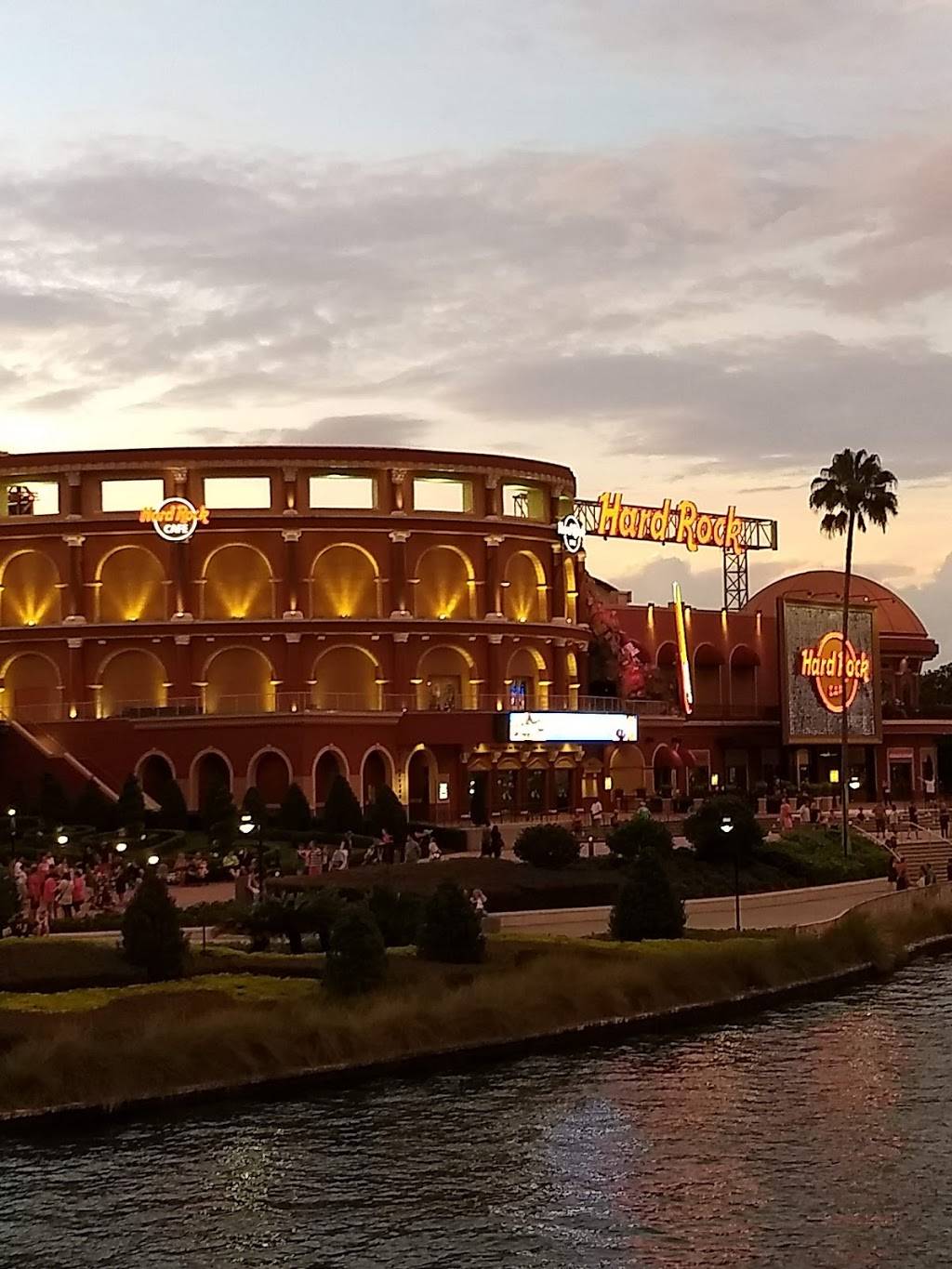 Hard Rock Live | cafe | 6050 Universal Blvd, Orlando, FL 32819, USA | 4073515483 OR +1 407-351-5483