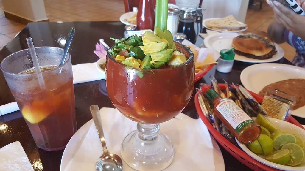 Ernies Cafe | restaurant | 1506 North Zaragoza Road, 6982 Industrial Ave, El Paso, TX 79936, USA | 9158569272 OR +1 915-856-9272