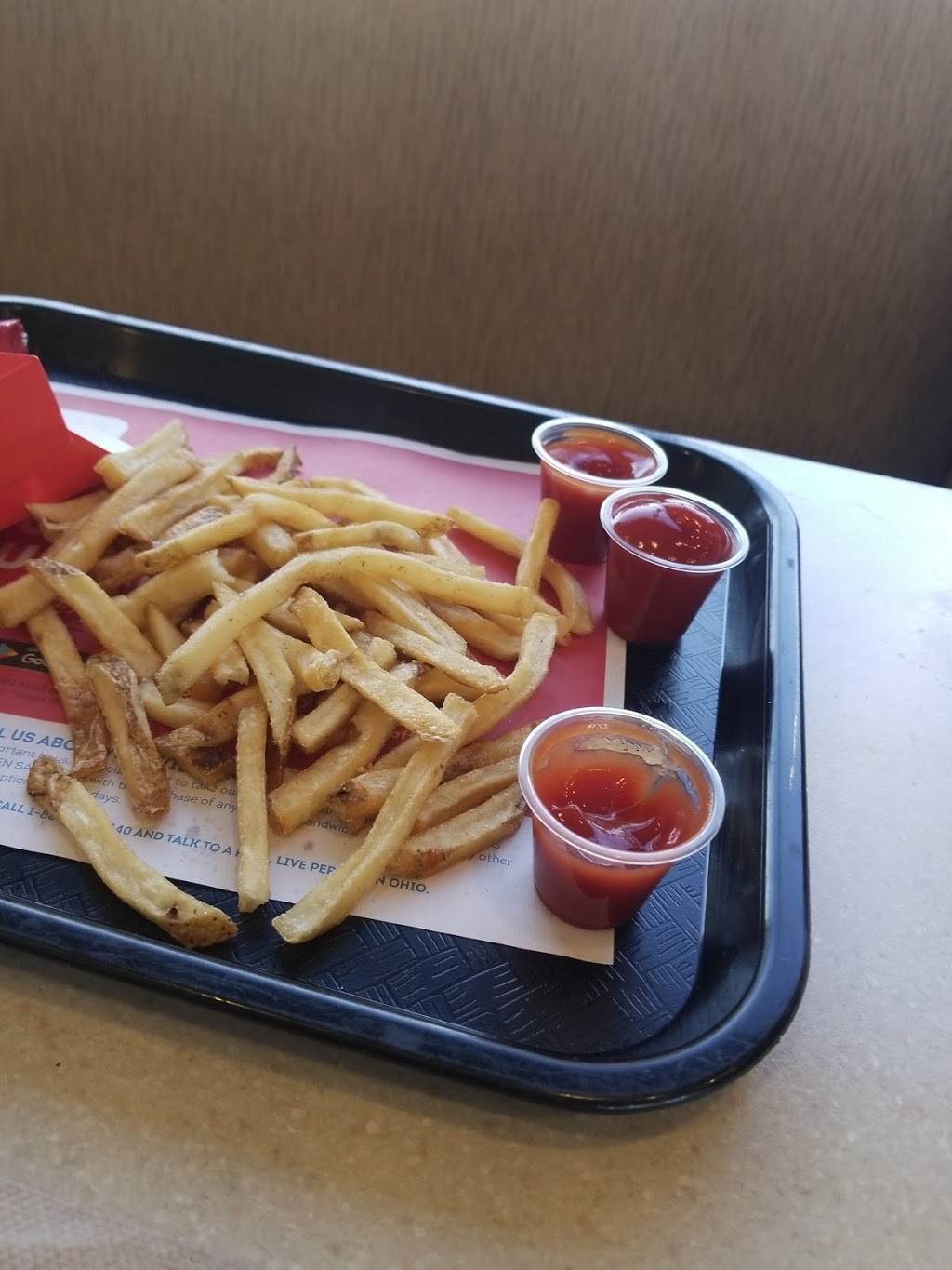 Wendys | restaurant | 2753 Godwin Blvd, Suffolk, VA 23434, USA | 7579233987 OR +1 757-923-3987