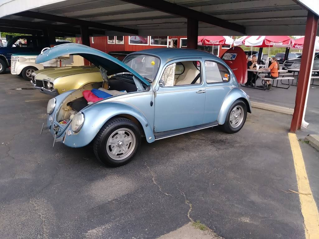 Kunkels Drive In | restaurant | 2402 Park Rd, Connersville, IN 47331, USA | 7658259211 OR +1 765-825-9211