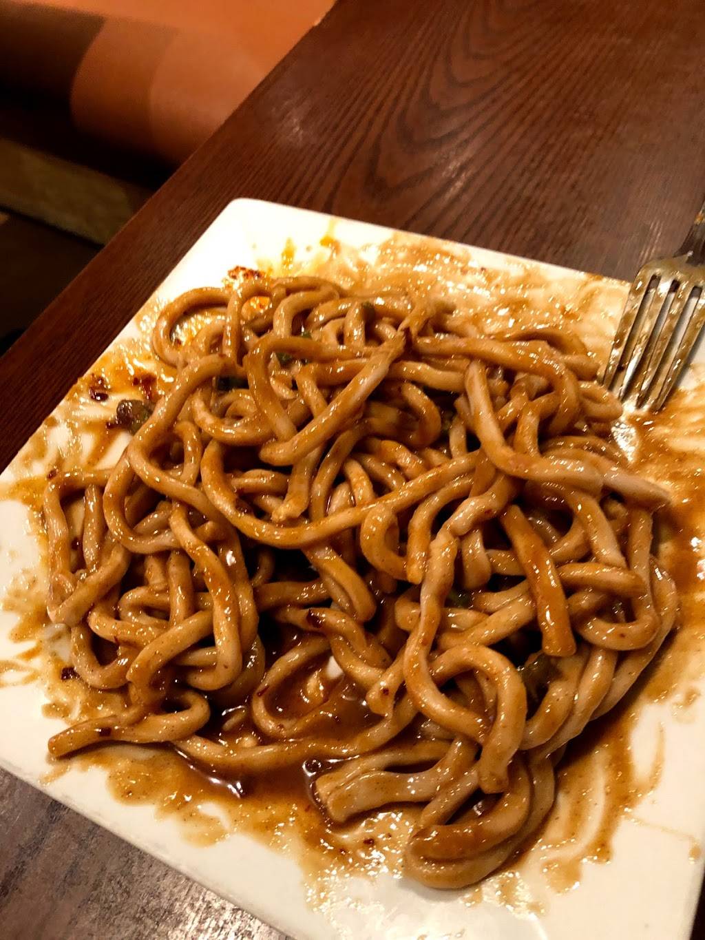 Hiro Sushi | restaurant | 160 Freedom Pl, New York, NY 10069, USA | 2128737900 OR +1 212-873-7900