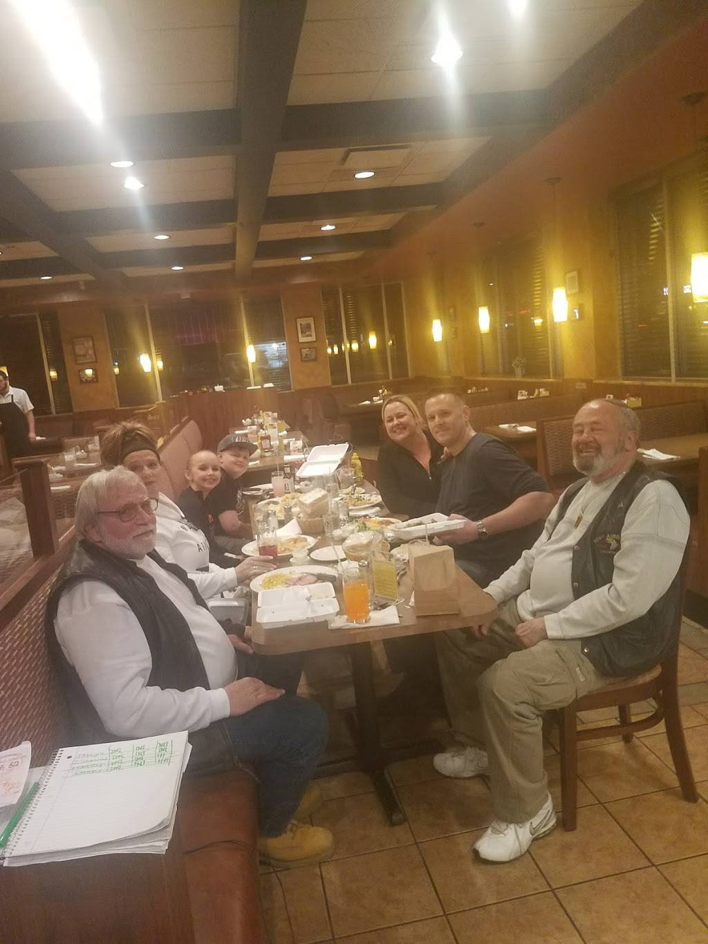 Alexs Family Dining | restaurant | 36566 S Gratiot Ave, Clinton Twp, MI 48035, USA | 5864771160 OR +1 586-477-1160