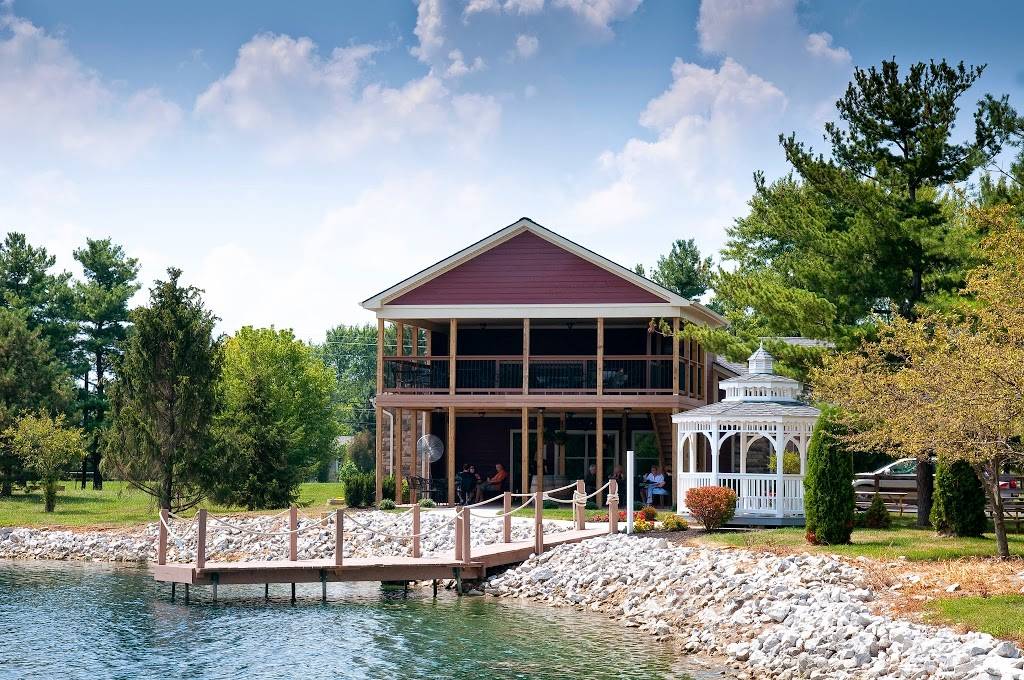 Hidden Lakes Winery | restaurant | 650 Winchester Pike, Canal Winchester, OH 43110, USA | 6148345294 OR +1 614-834-5294