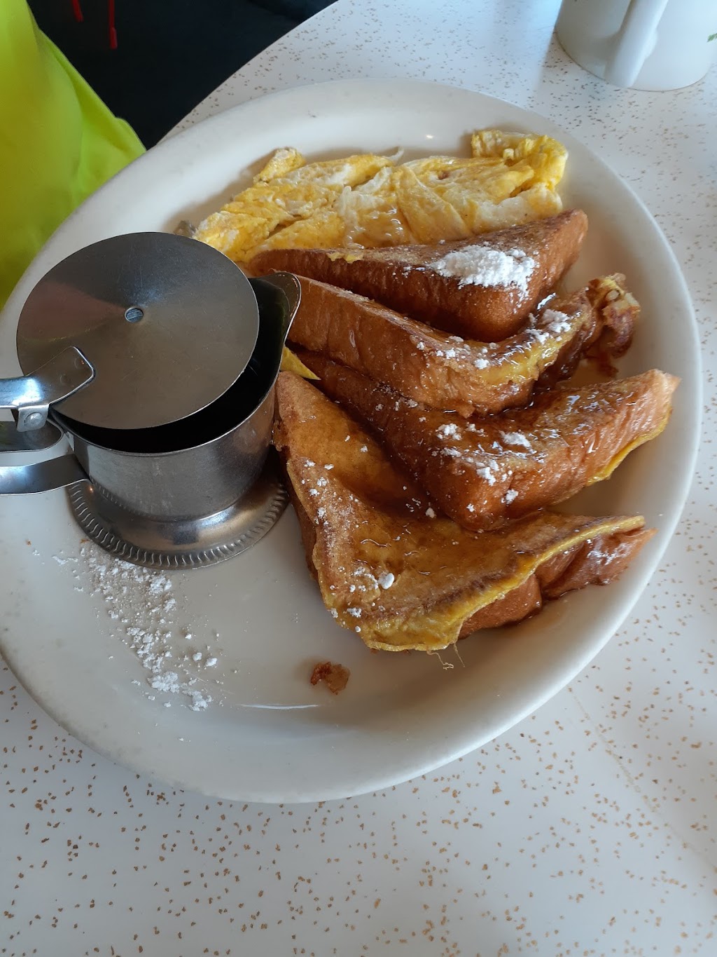 Syracuse Cafe | cafe | 607 N Huntington St, Syracuse, IN 46567, USA | 5744575293 OR +1 574-457-5293