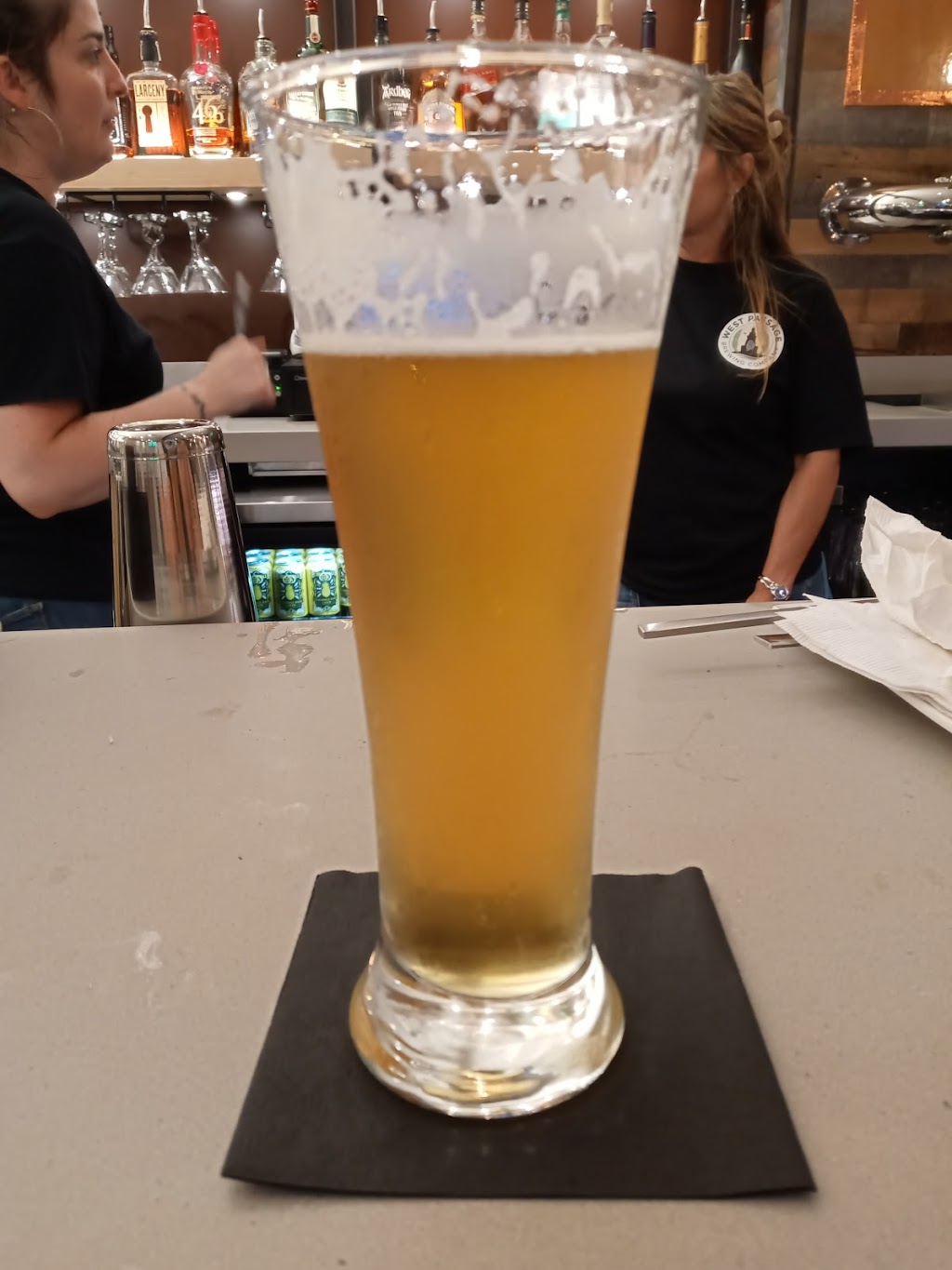 West Passage Brewing Co. | restaurant | 7835 Post Rd, North Kingstown, RI 02852, USA | 4016619662 OR +1 401-661-9662