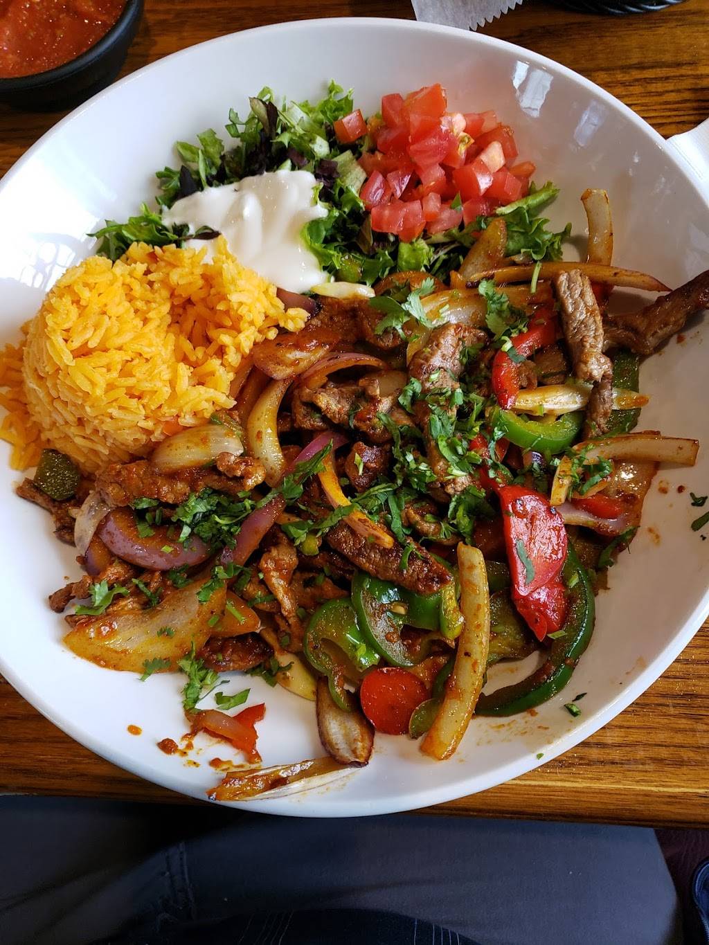 Mojitos Modern Mexican Restaurant | restaurant | 5596 Highland Rd, Highland Heights, OH 44143, USA | 4405657605 OR +1 440-565-7605