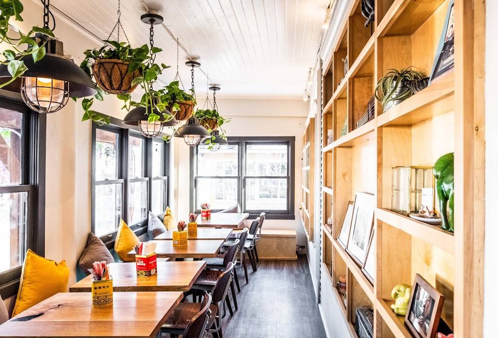 Farmhouse Kitchen Thai Cuisine | restaurant | 3354 SE Hawthorne Blvd, Portland, OR 97214, USA | 5034328115 OR +1 503-432-8115