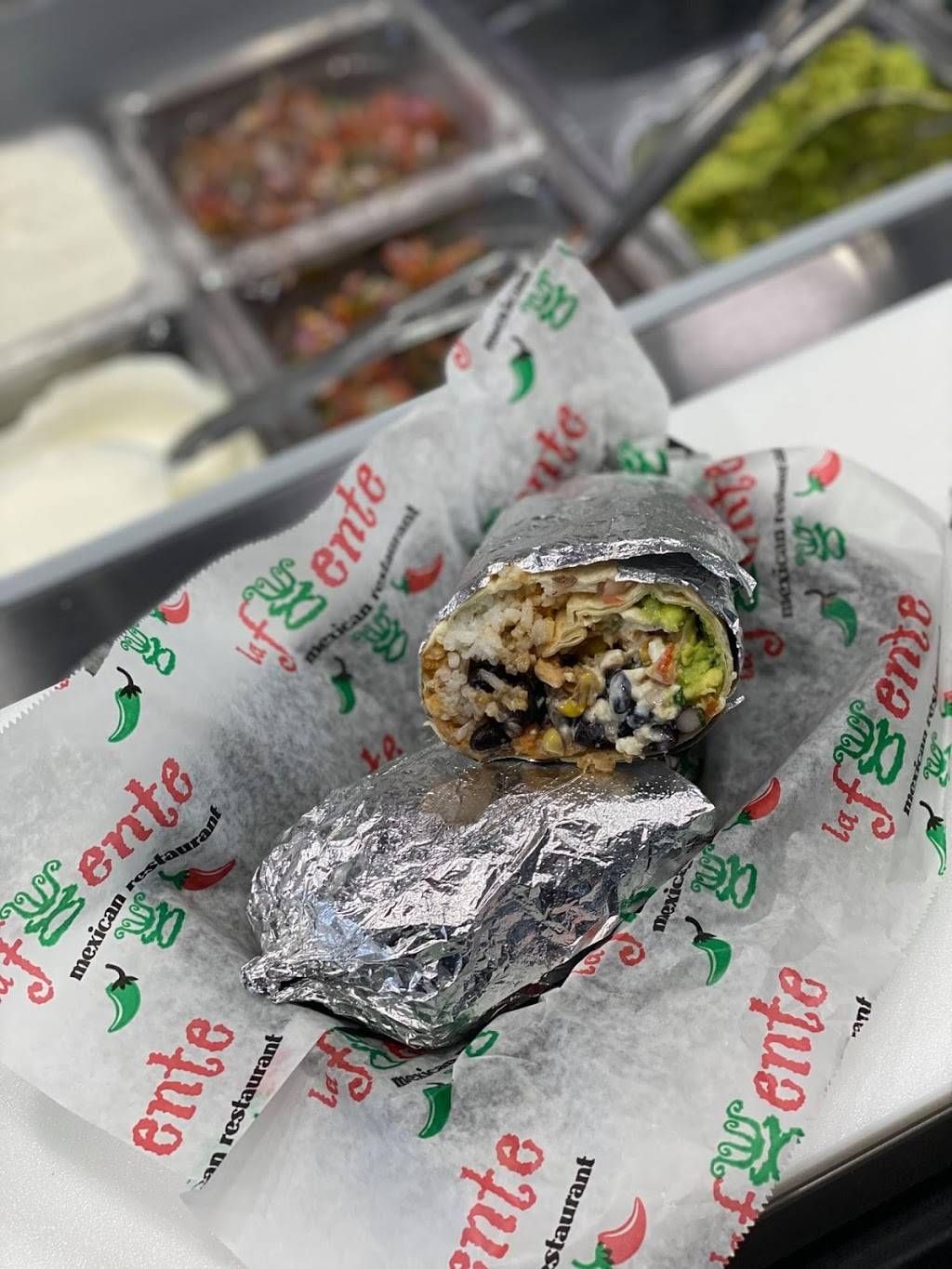 La Fuente Mexican Street Food | restaurant | 9222 Metcalf Ave, Overland Park, KS 66212, USA | 9132619919 OR +1 913-261-9919