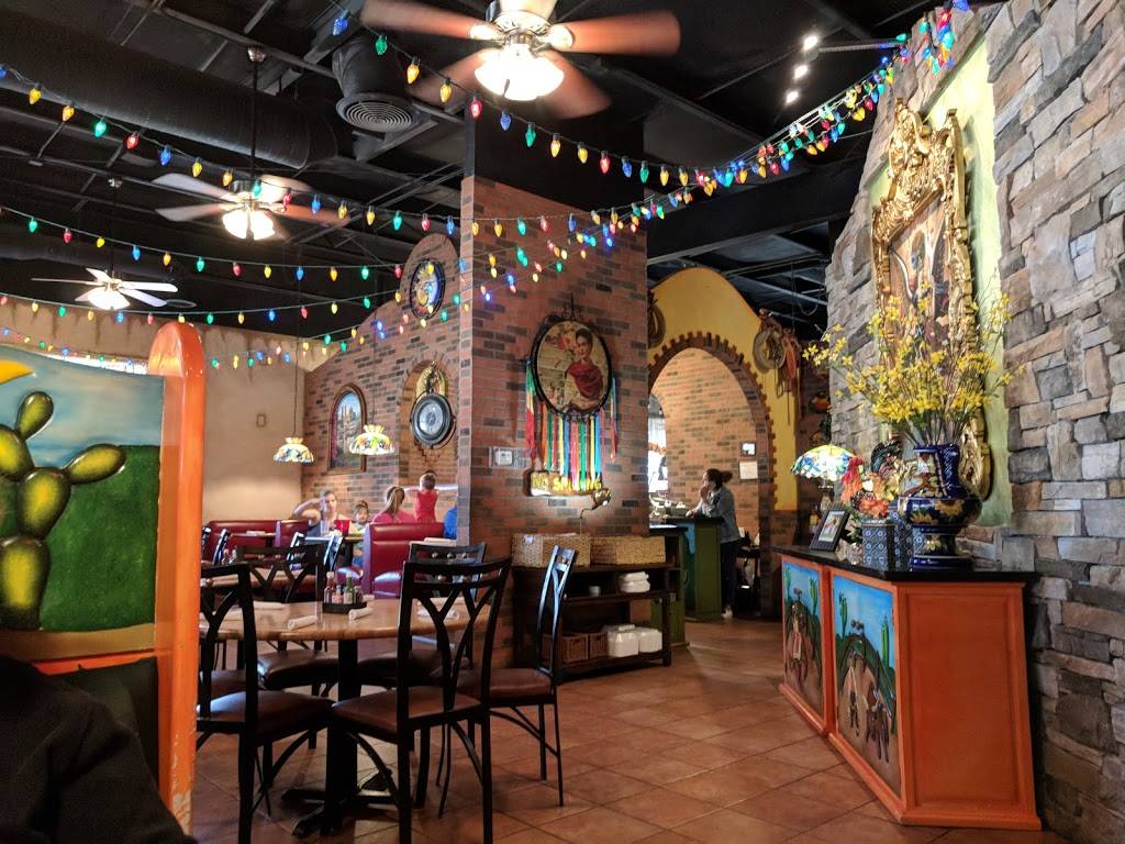 El Caballo Blanco Mexican | restaurant | 419 E 5th St, Connersville, IN 47331, USA | 7658251118 OR +1 765-825-1118