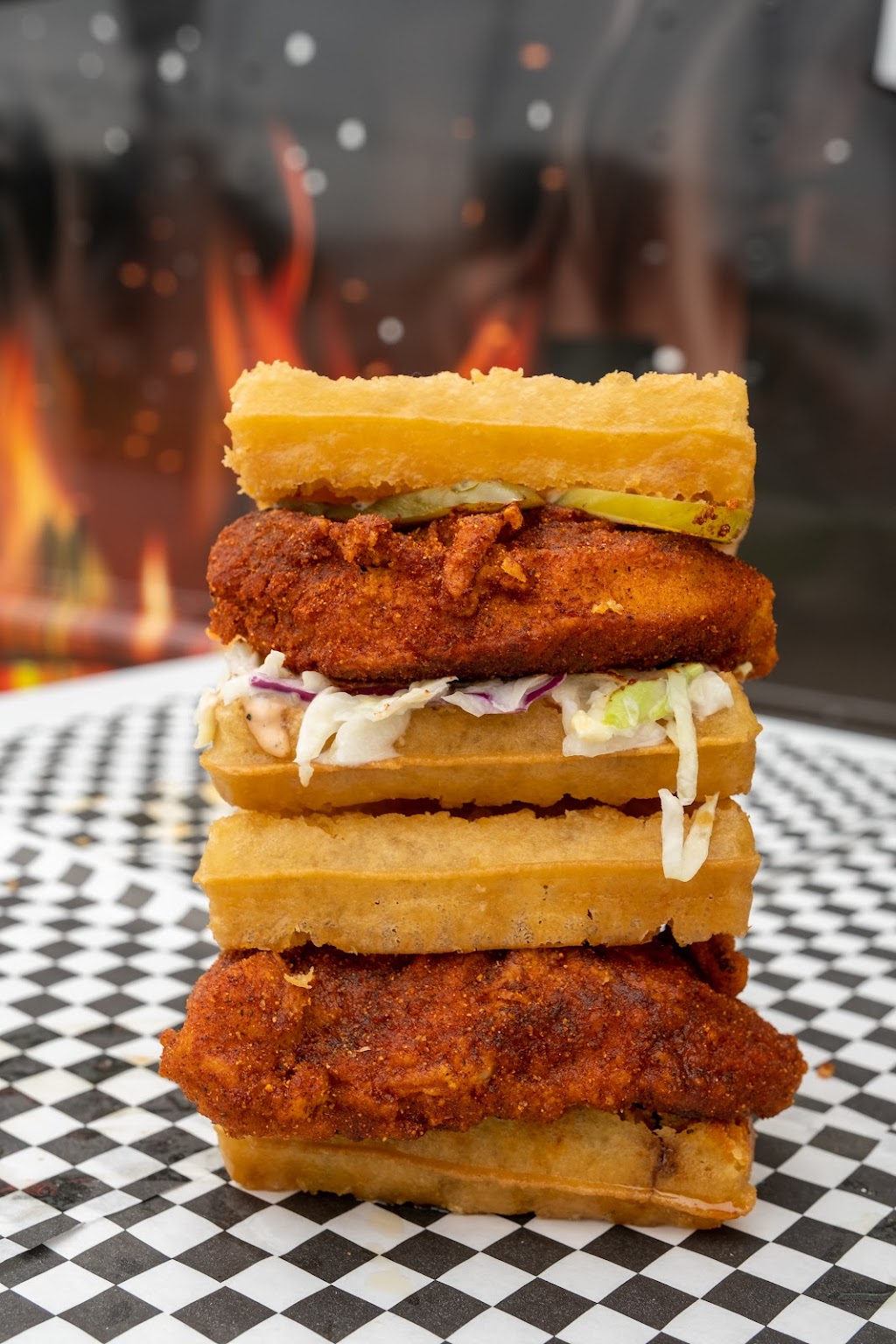 Clutch City Cluckers | restaurant | 14530 Roadrunner Way, San Antonio, TX 78249, USA | 2102450072 OR +1 210-245-0072