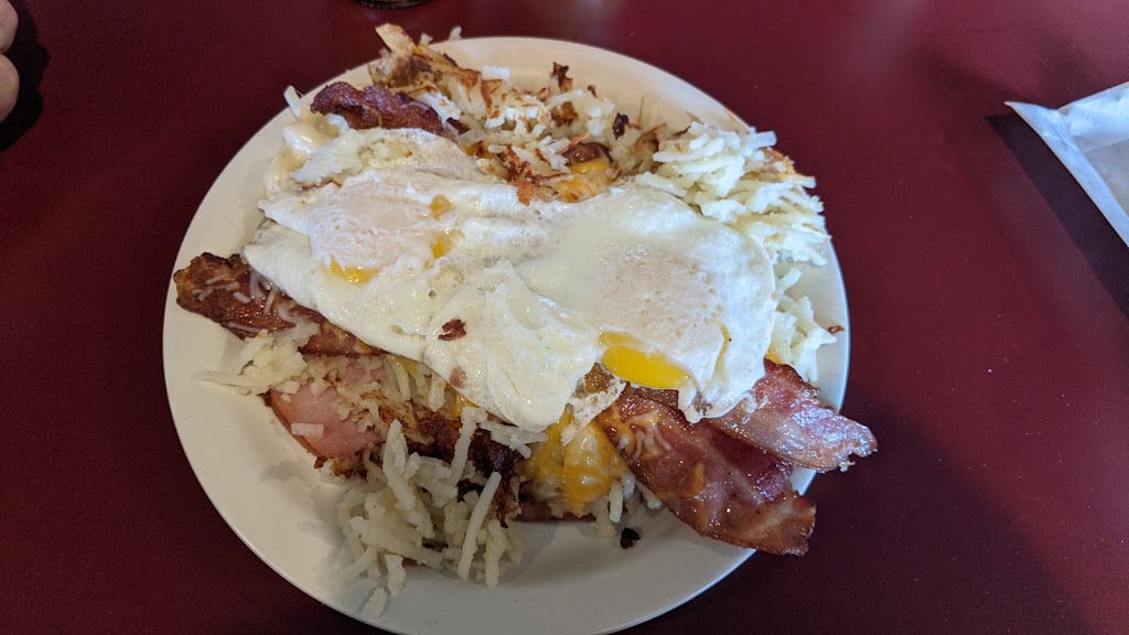 Moms | restaurant | 4090 W 5415 S, Kearns, UT 84118, USA | 8019484019 OR +1 801-948-4019