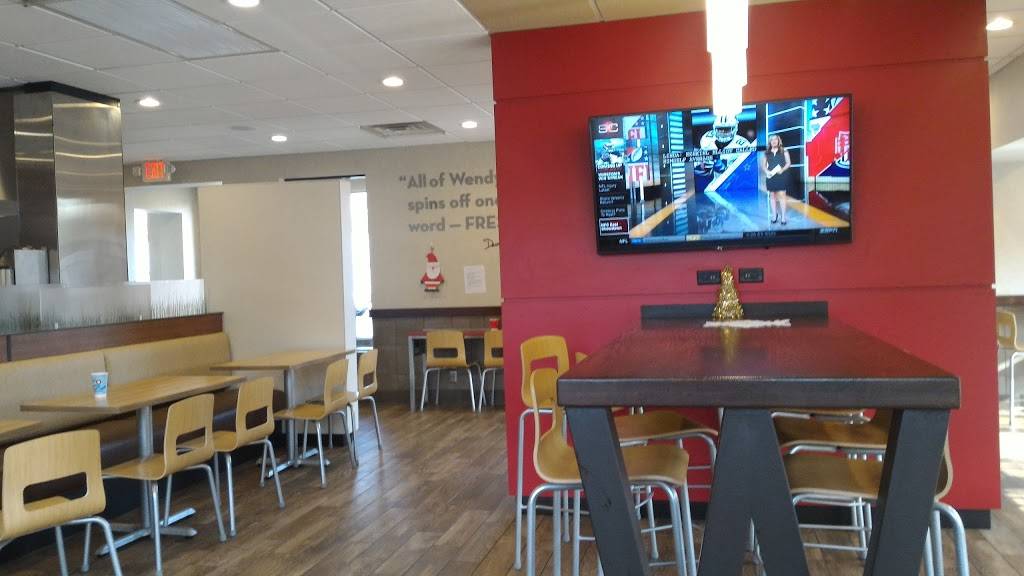 Wendys | restaurant | 415 Easton Rd, Horsham, PA 19044, USA | 2156751688 OR +1 215-675-1688