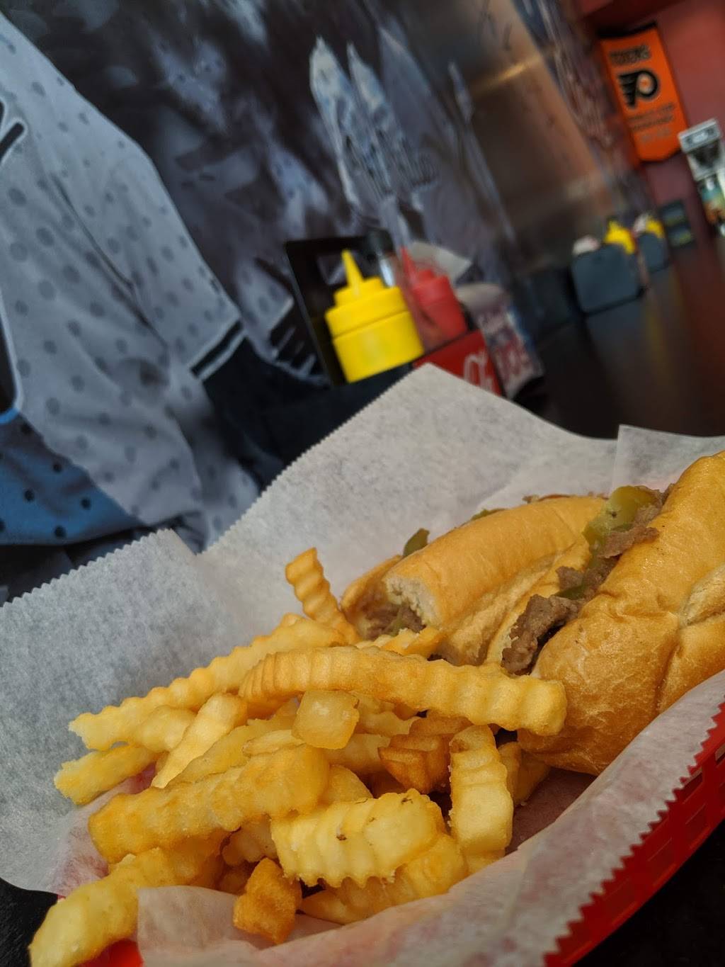 Kruks Philly Steaks | restaurant | 10041 University Plaza Dr #109, Fort Myers, FL 33913, USA | 2393623059 OR +1 239-362-3059