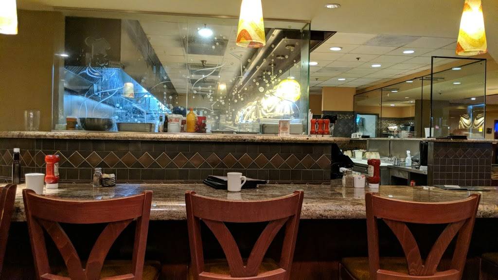 Flames Eatery & Bar | restaurant | 88 S 4th St suite#150, San Jose, CA 95112, USA | 4089711960 OR +1 408-971-1960