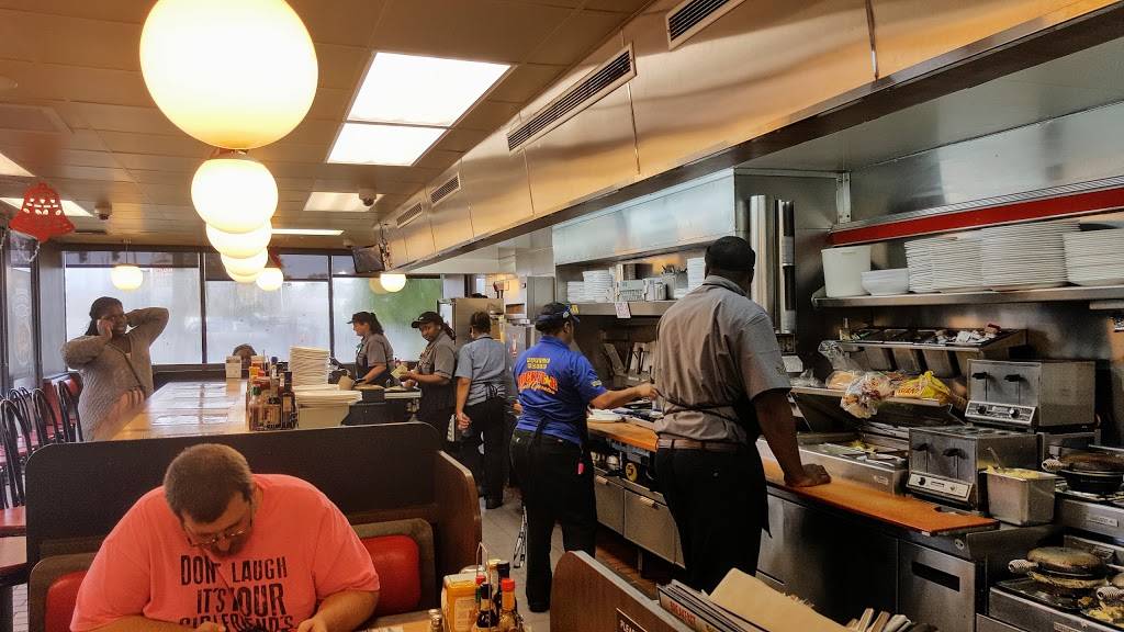 Waffle House | meal takeaway | 2587 W International Speedway Blvd, Daytona Beach, FL 32114, USA | 3862558219 OR +1 386-255-8219
