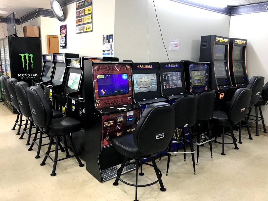 Dinwiddies bp gas & deli & fried chicken | meal takeaway | 2895 Anderson Hwy, Powhatan, VA 23139, USA | 8045988124 OR +1 804-598-8124