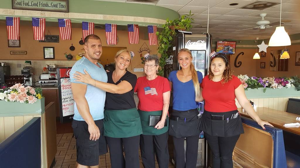 Garden Grille Cafe | restaurant | 8425 W Hillsborough Ave, Tampa, FL 33615, USA | 8139015660 OR +1 813-901-5660