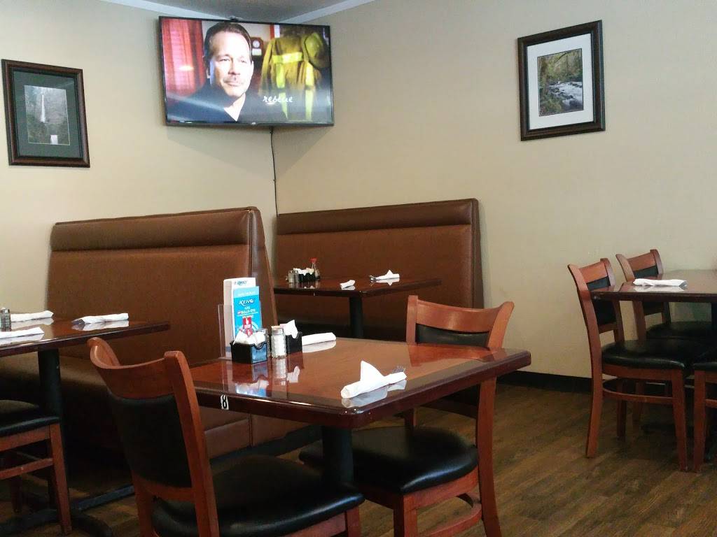 Blue Jays Family Restaurant and Bar | restaurant | 47100 NW Sunset Hwy, Banks, OR 97106, USA | 5033241114 OR +1 503-324-1114