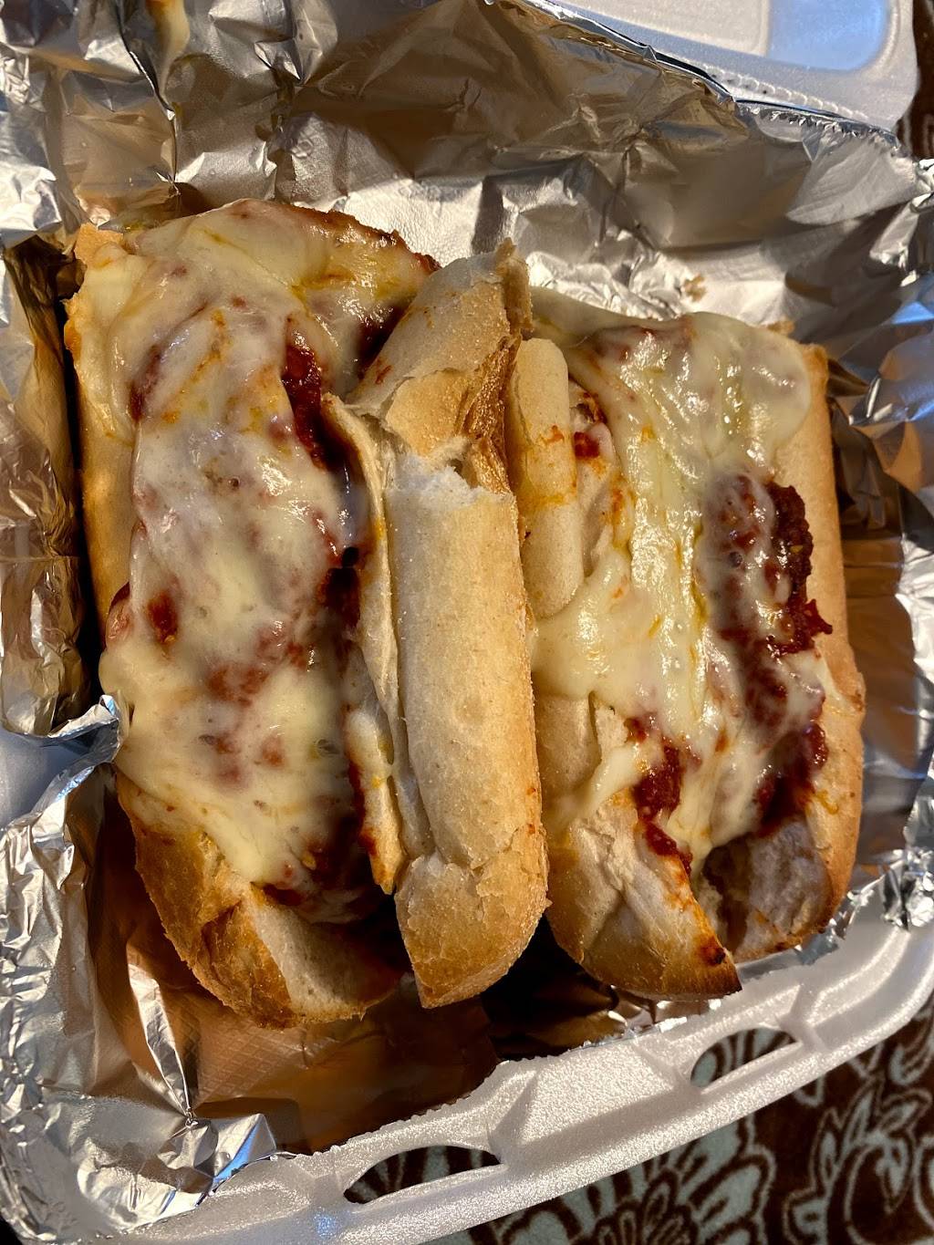 Randys pizza wakefield | restaurant | 13200 Falls of Neuse Rd, Raleigh, NC 27614, USA | 9195541000 OR +1 919-554-1000