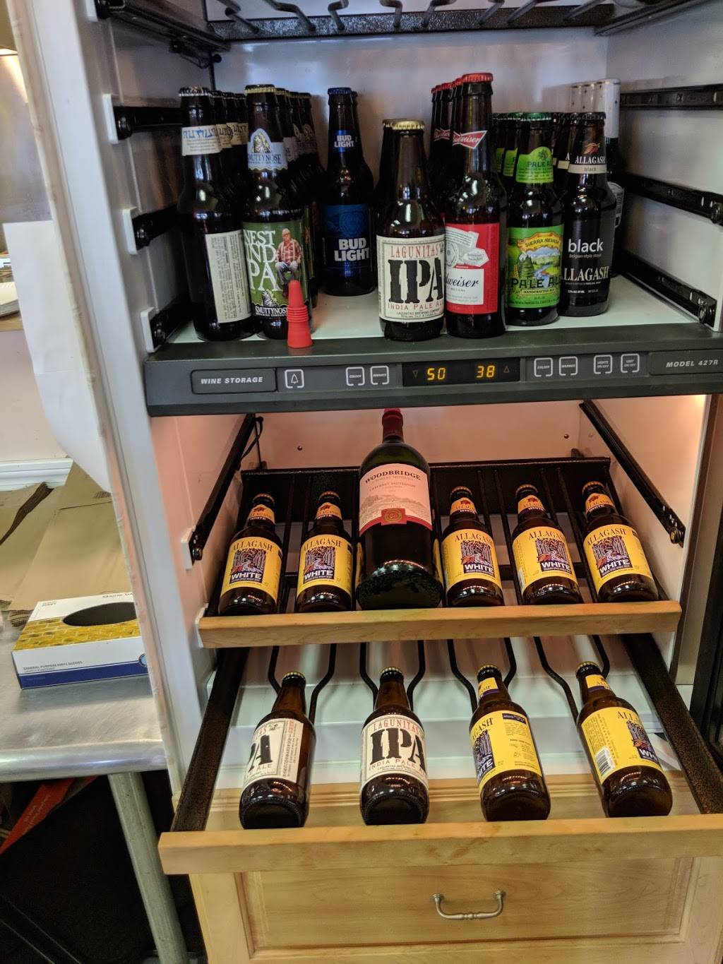 Supreme Pizza | restaurant | 67 Main St, Medway, MA 02053, USA | 5085337723 OR +1 508-533-7723