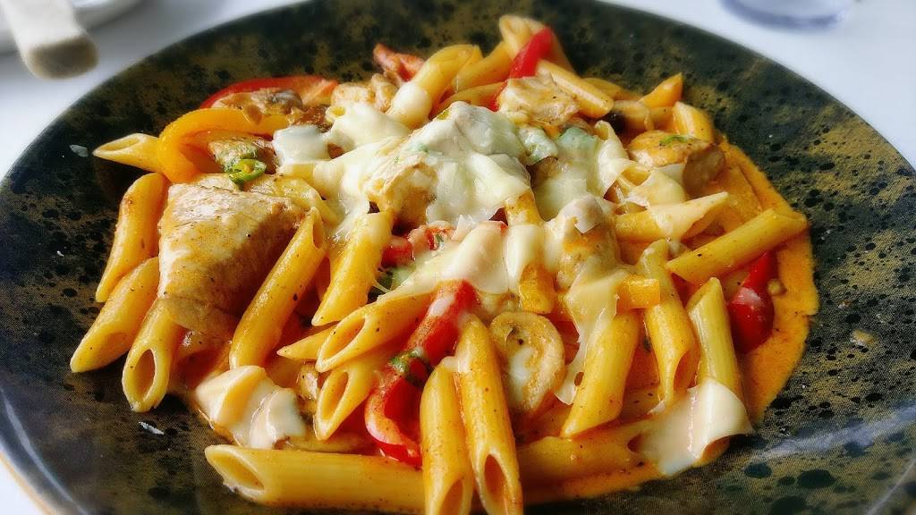 Ricks Cafe Boatyard | restaurant | 4050 Dandy Trail, Indianapolis, IN 46254, USA | 3172909300 OR +1 317-290-9300