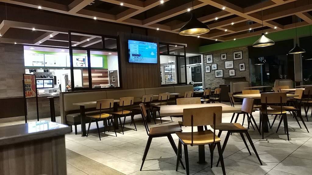 Burger King | restaurant | 3100 Anderson Snow Rd, Spring Hill, FL 34609, USA | 3527774697 OR +1 352-777-4697