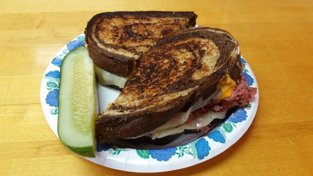 Livingstones Seafood and Deli | restaurant | 265 Boston Rd, North Billerica, MA 01862, USA | 9783621247 OR +1 978-362-1247