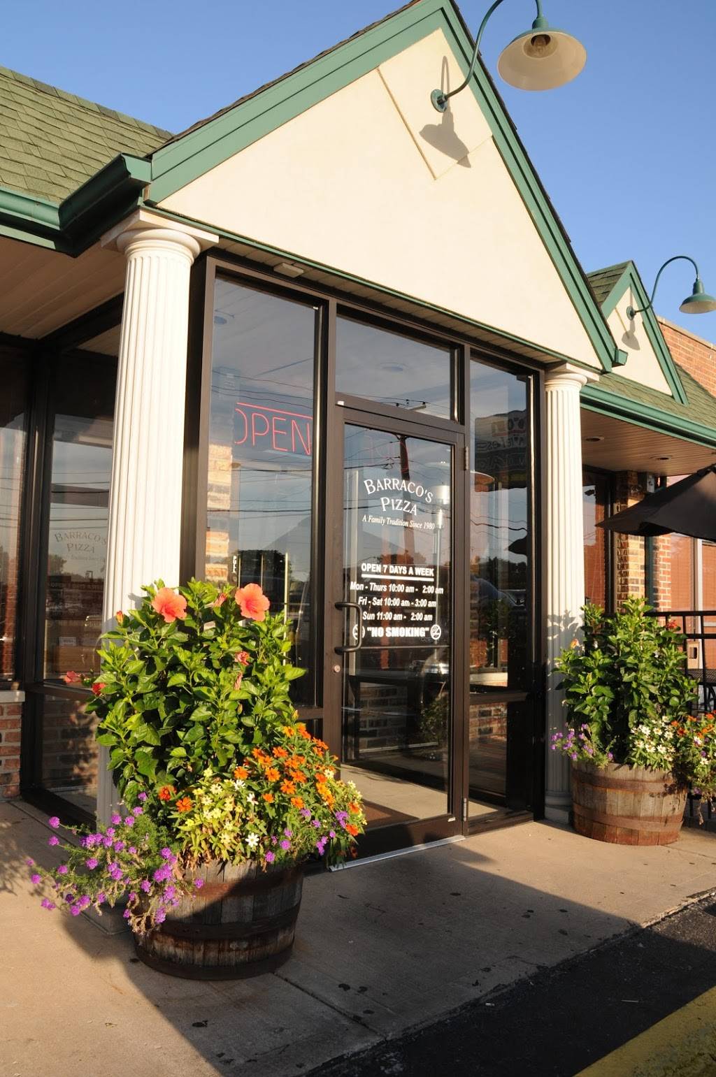 Barracos Pizza | restaurant | 13445 S Cicero Ave, Crestwood, IL 60445, USA | 7083852002 OR +1 708-385-2002