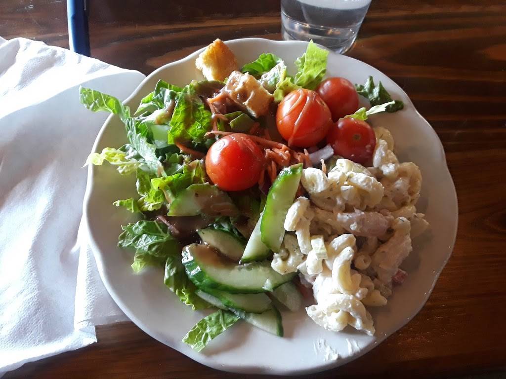 Harbor Breeze Restaurant, Catering, & Events | restaurant | 176 Patriots Point Rd, Mt Pleasant, SC 29464, USA | 8436062110 OR +1 843-606-2110