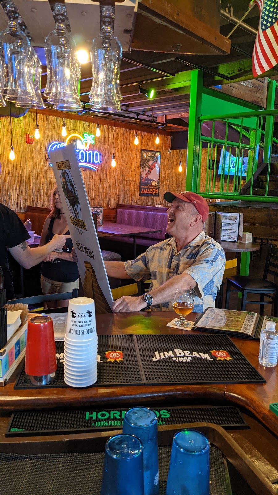 Crazy Craigs Treehouse | restaurant | 1924 76 Country Blvd, Branson, MO 65616, USA | 4173347003 OR +1 417-334-7003