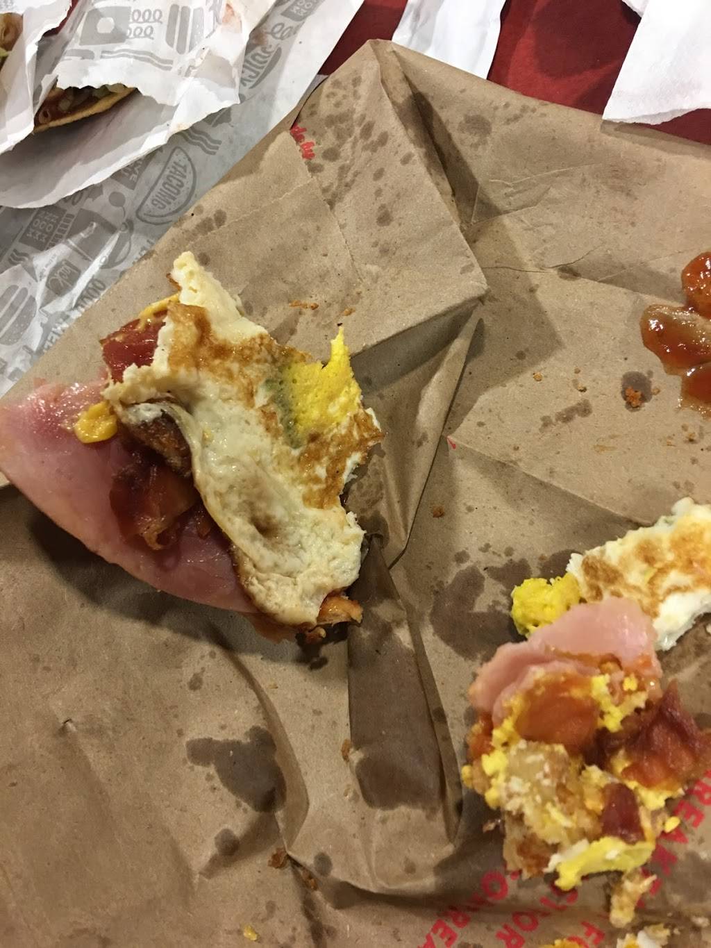 Jack in the Box | restaurant | 14050 N Stemmons Fwy, Farmers Branch, TX 75234, USA | 9722437979 OR +1 972-243-7979