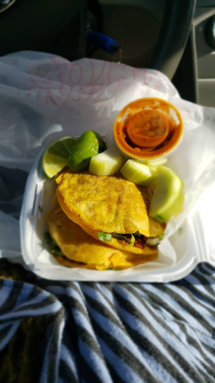 La Divina Mexican Taqueria | restaurant | 2017 Northwest Blvd, Newton, NC 28658, USA | 8282705117 OR +1 828-270-5117