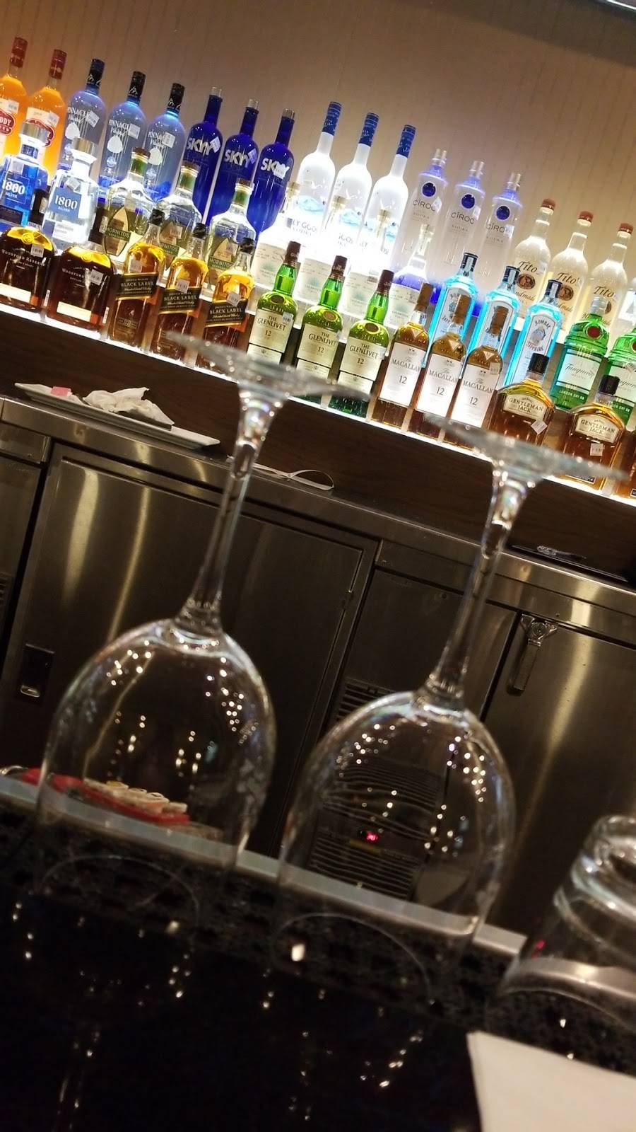 TGI Fridays | restaurant | 2444 Preston Rd, Plano, TX 75093, USA | 9726128422 OR +1 972-612-8422