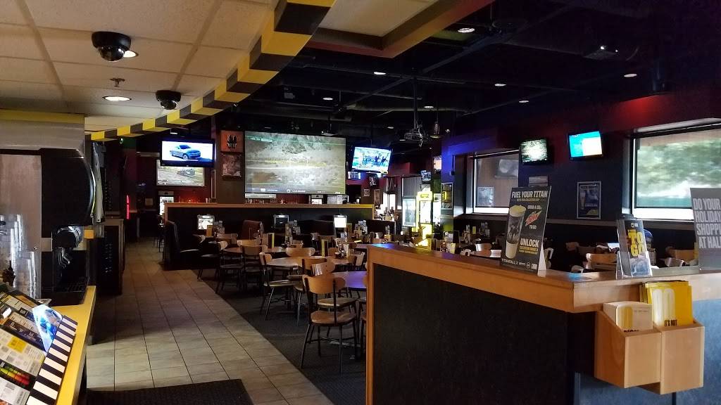 Buffalo Wild Wings | meal takeaway | 3525 W Carson St #163, Torrance, CA 90503, USA | 3105423400 OR +1 310-542-3400