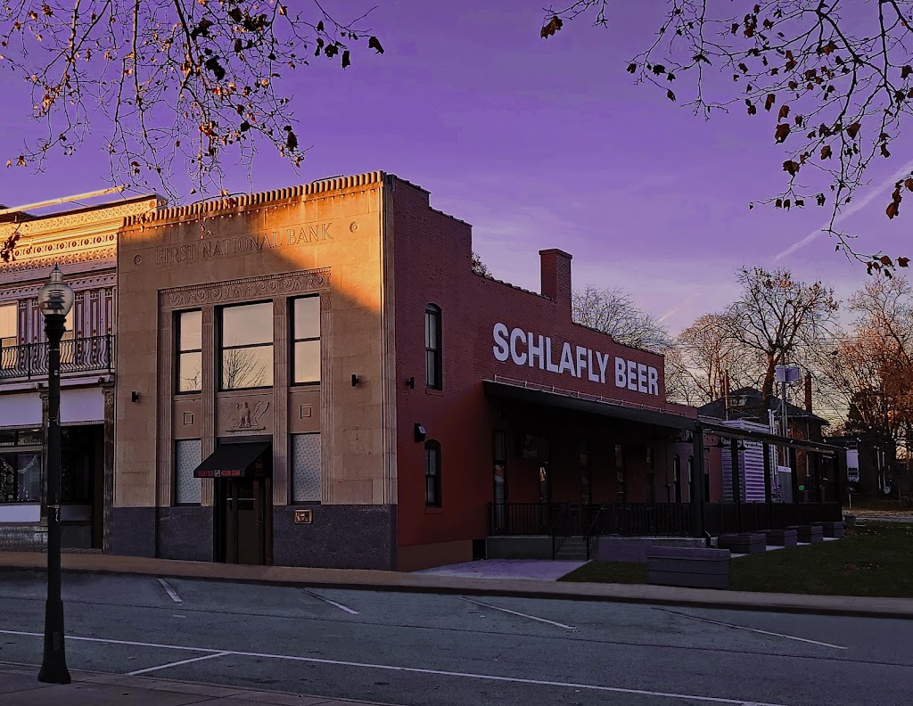 Schlafly Highland Square | restaurant | 907 Main St, Highland, IL 62249, USA | 3142412337 OR +1 314-241-2337