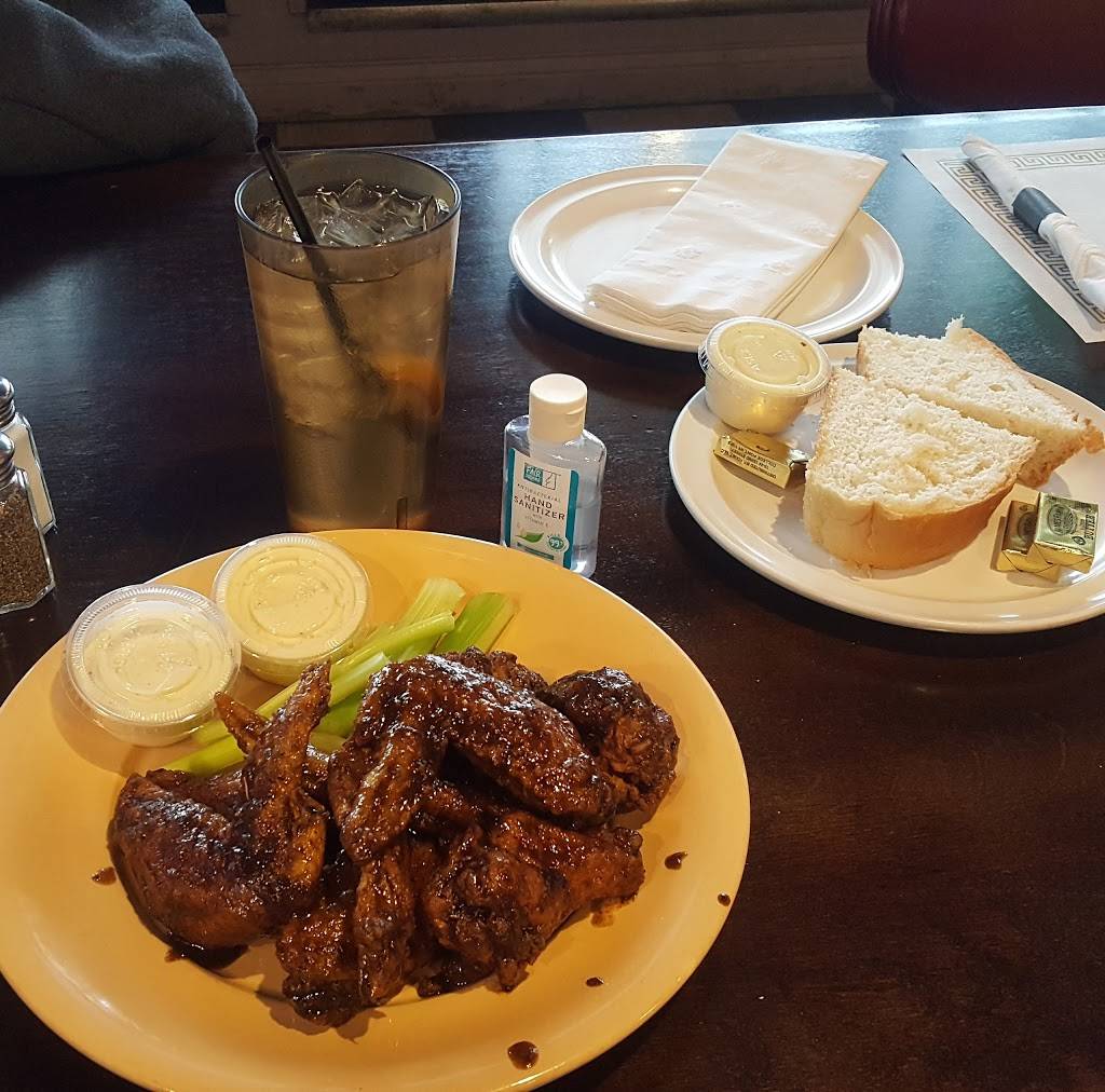 Tender Trap | restaurant | 109 N Halsted St, Chicago Heights, IL 60411, USA | 7087551134 OR +1 708-755-1134