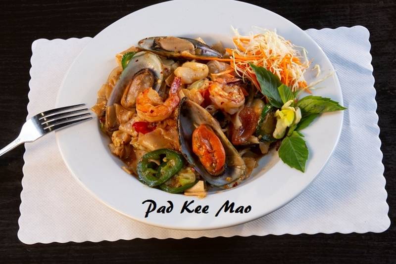 N-Zone Uptown | restaurant | 1707 Telegraph Ave, Oakland, CA 94612, USA | 5102509113 OR +1 510-250-9113