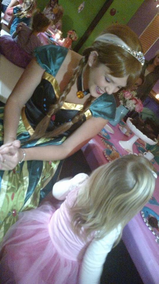 Fort Clarkston | restaurant | 7127 Dixie Hwy, Village of Clarkston, MI 48346, USA | 2482975453 OR +1 248-297-5453