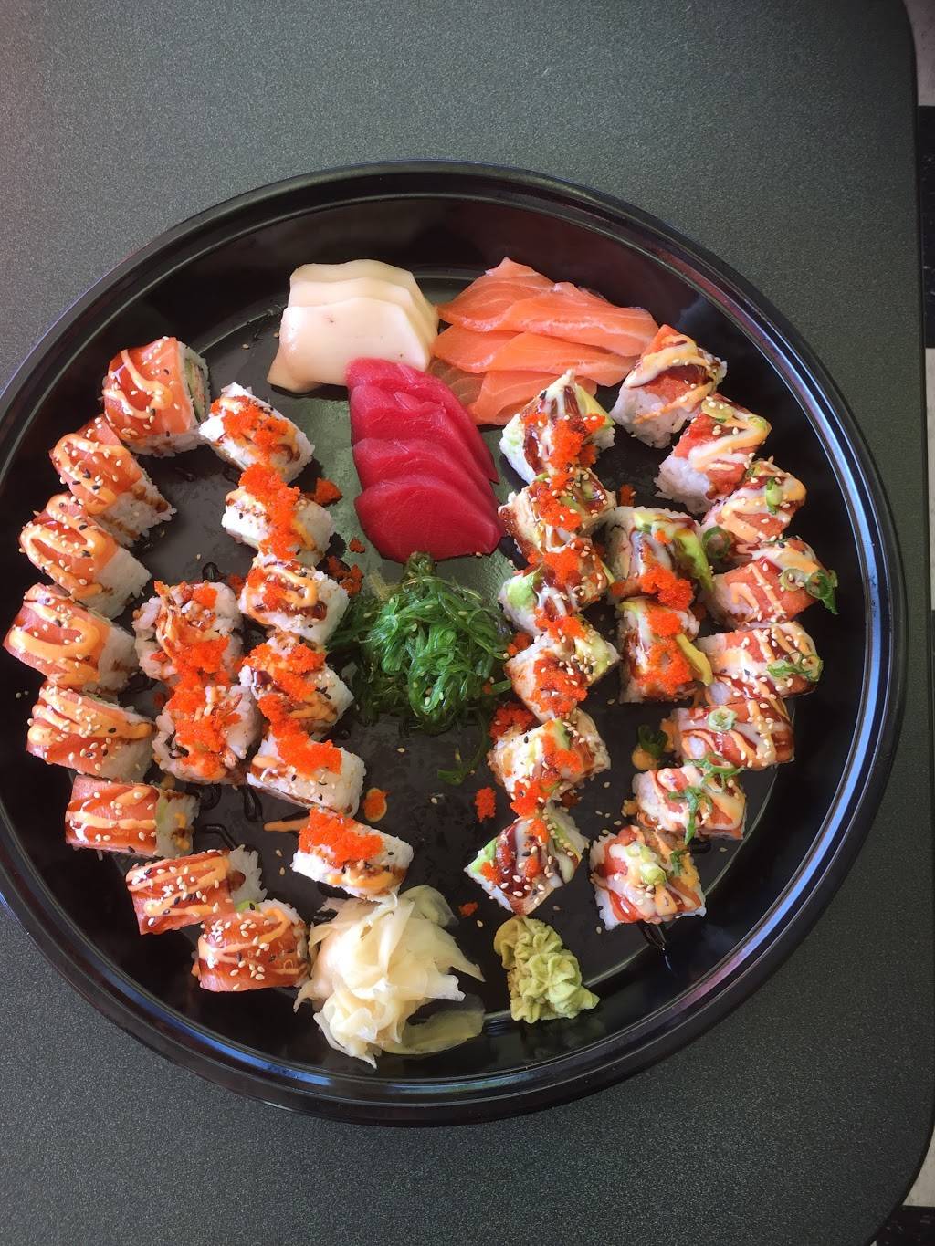 Yummi Tummi | restaurant | 3001 S Big Bend Blvd, Maplewood, MO 63143, USA | 3148333277 OR +1 314-833-3277