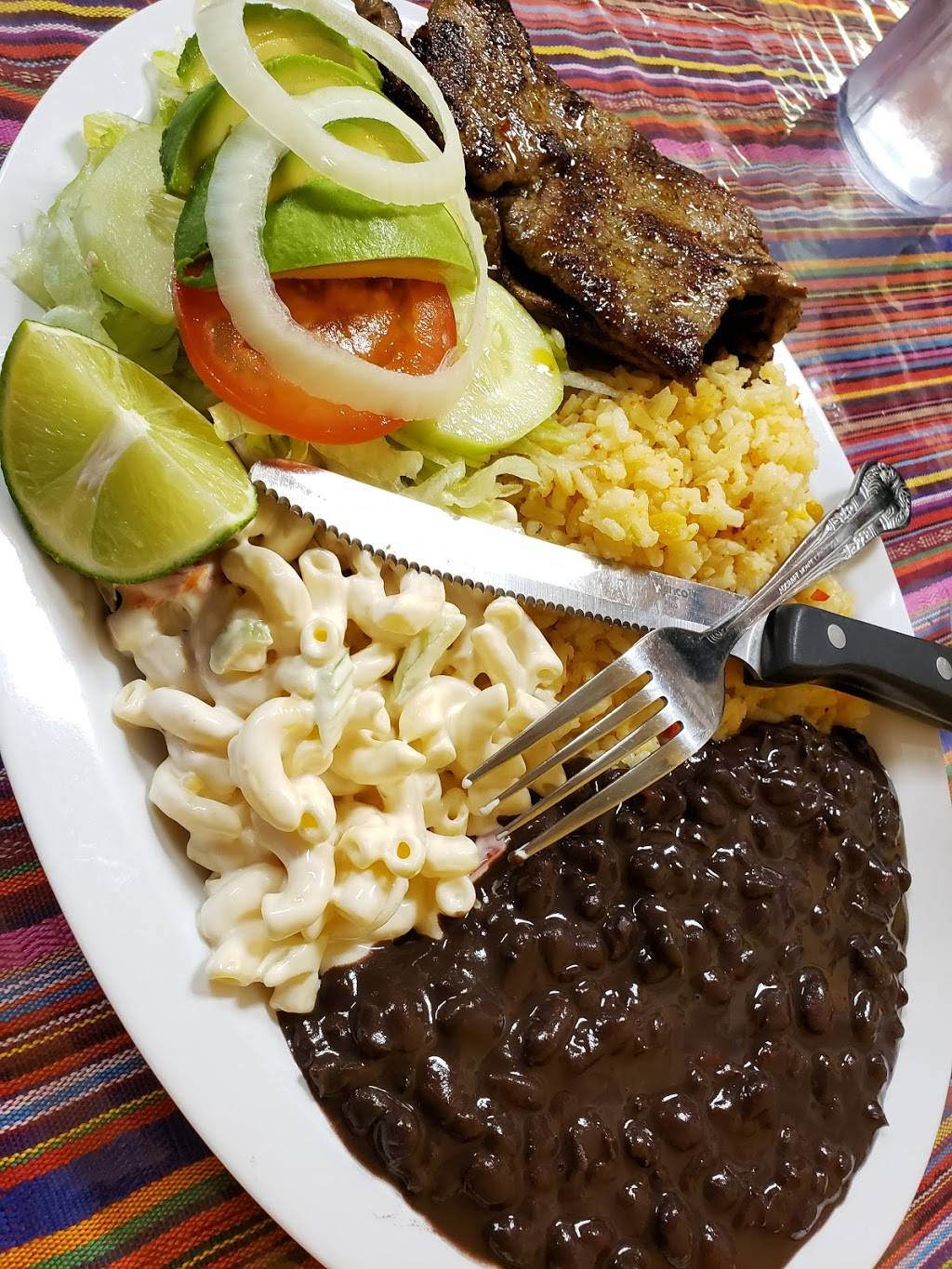 El rincon chapin | restaurant | 2305 W Lindsey St ste 107, Norman, OK 73069, USA | 4057010070 OR +1 405-701-0070