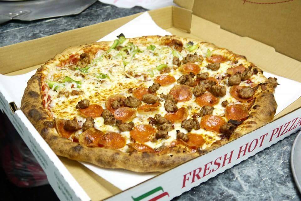 Papas Pizza | meal takeaway | 336 S Lakeview Dr, Lake Helen, FL 32744, USA | 3862283451 OR +1 386-228-3451