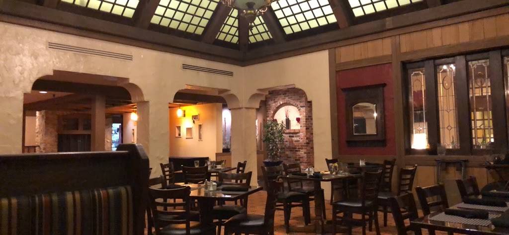 Nicolinos Restaurant & Lounge | restaurant | 2544 Executive Dr, Indianapolis, IN 46241, USA | 3173816146 OR +1 317-381-6146