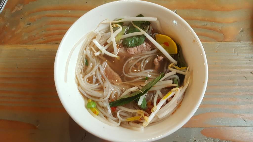 Streets by Bistro Orient | restaurant | 74 N Skyline Dr, Thousand Oaks, CA 91362, USA | 8054960800 OR +1 805-496-0800