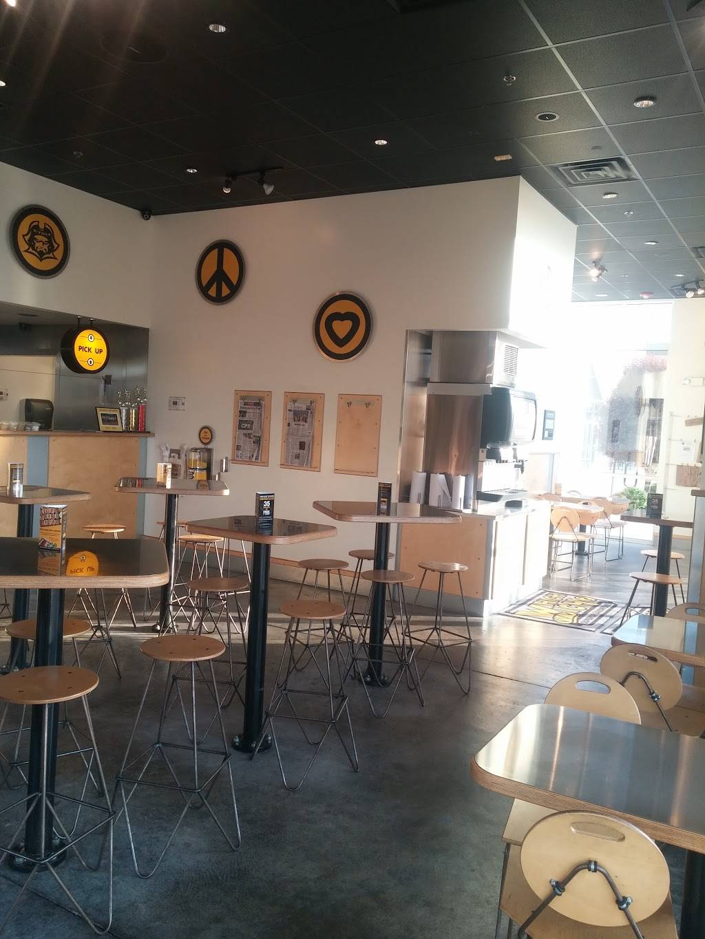 Which Wich Superior Sandwiches | restaurant | 1069 Hamilton Pl Dr, Johnson City, TN 37604, USA | 4239299424 OR +1 423-929-9424