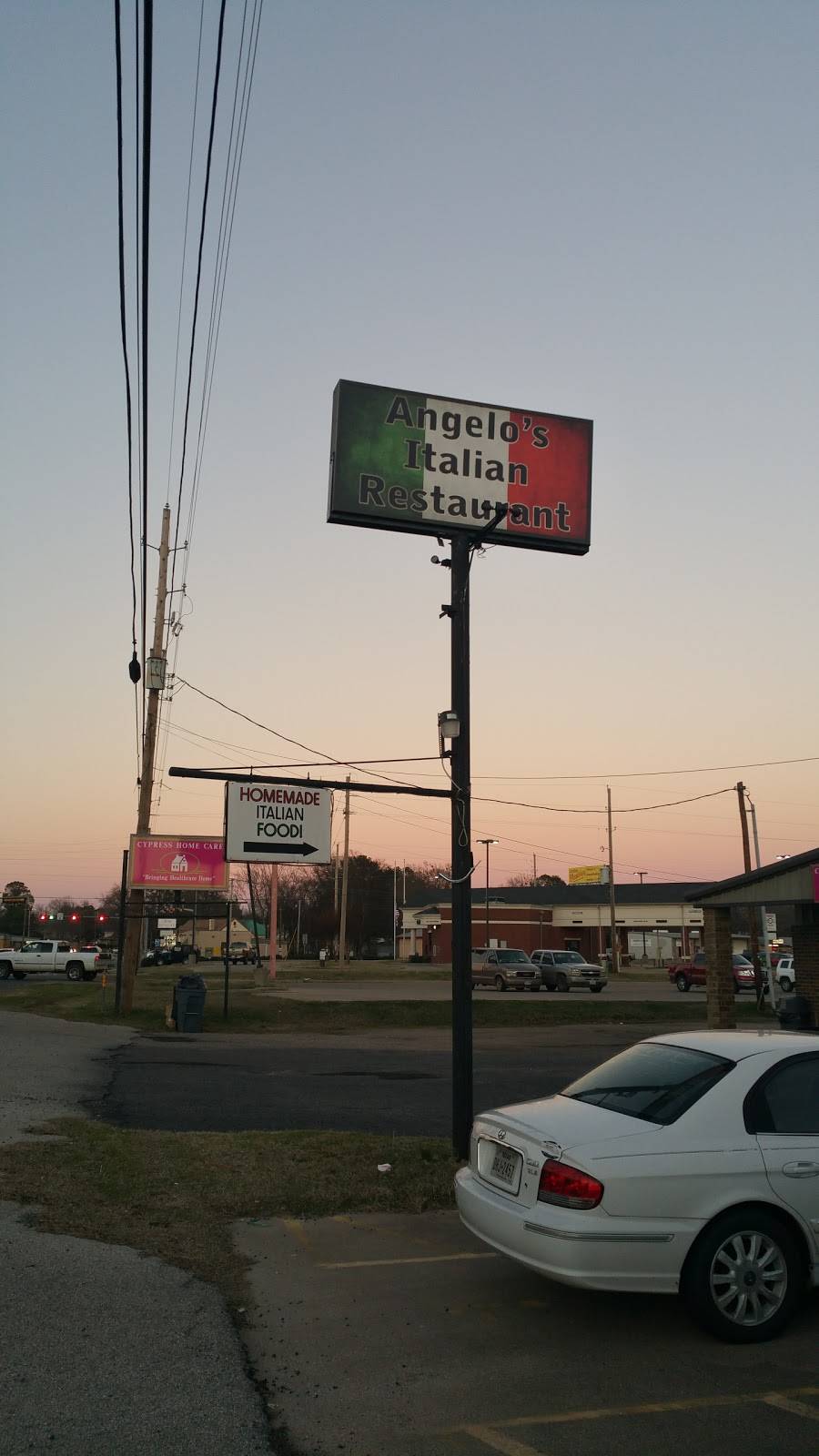 Angelos Italian Restaurant | restaurant | 807 S Main St, Winnsboro, TX 75494, USA | 9033426734 OR +1 903-342-6734