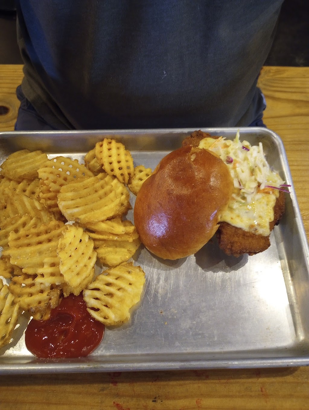 Honeys Bar & Grill | restaurant | 401 S 9th St, Terre Haute, IN 47807, USA | 8128143071 OR +1 812-814-3071