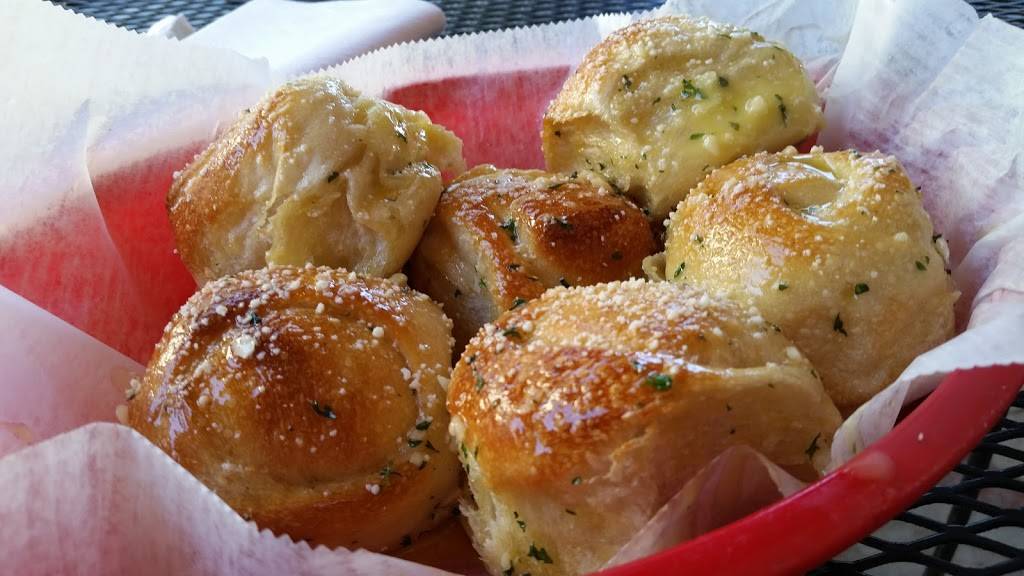 Italian Kitchen | restaurant | 2121 14th Ave, Vero Beach, FL 32960, USA | 7725690060 OR +1 772-569-0060