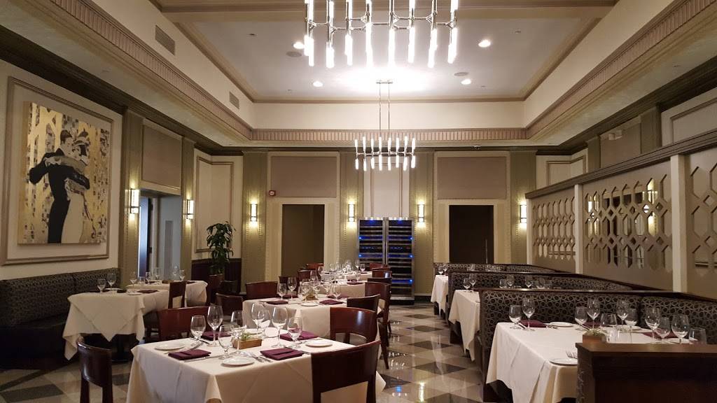 The Fitz | restaurant | 2308 W Wisconsin Ave, Milwaukee, WI 53233, USA | 4143455015 OR +1 414-345-5015