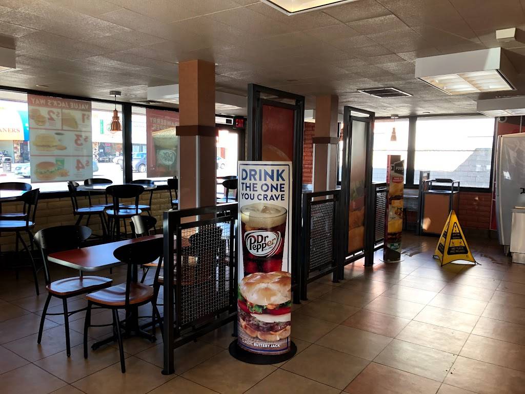 Jack in the Box | restaurant | 4828 Laurel Canyon Blvd, North Hollywood, CA 91607, USA | 8187604199 OR +1 818-760-4199